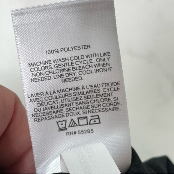 EXPRESS tulip style mini skirt w belt black Sz 8 - Picture 14 of 15